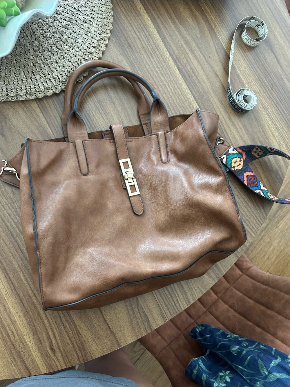 Classic Browne Leather Tote Bag with Decorative Strap